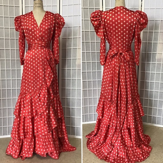 1930s Red, Ruffled Dressing Gown With White Polka