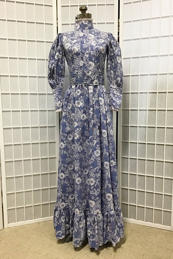 1970s Laura Ashley Blue and White Floral Prairie D