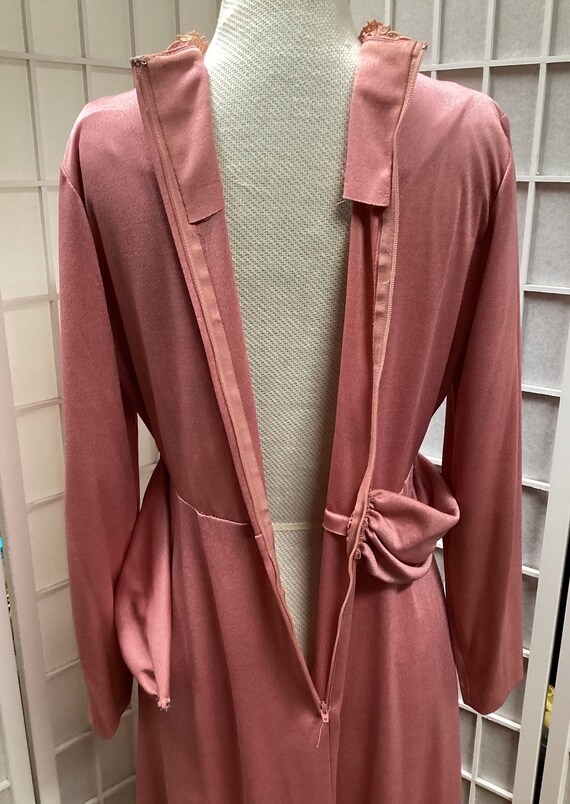 1970s Dusty Rose Silk Jersey Dress - image 8