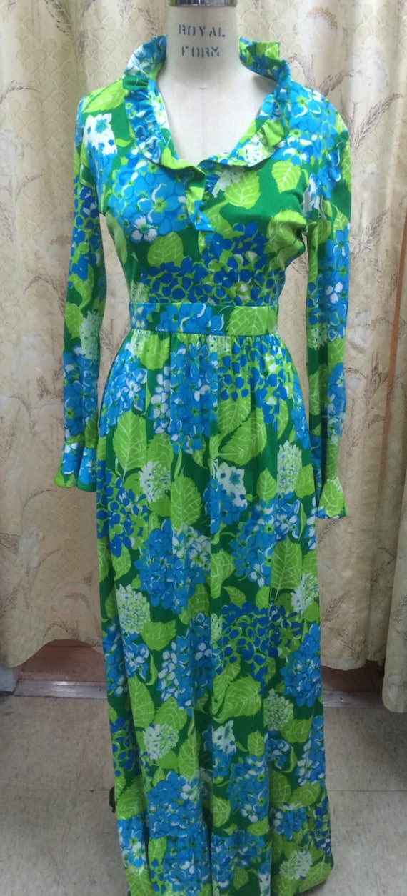 1970's Maxi Dress with Floral Print | Etsy