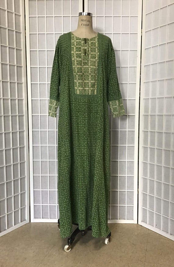 1970s caftan