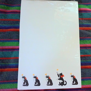 Very Cute Sweet Vintage 80s Cats Theme Stationery Pad. Lovely Adorable Vintage 80s Cat Stationery Memo Pad. Fun 80s Cat Stationery Paper.