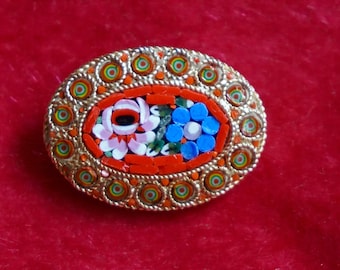 Beautiful Colorful Vintage Italian Micro Mosaic Oval Brooch. Absolutely Gorgeous Vivid Vintage Italian Micro Mosaic Floral Brooch.