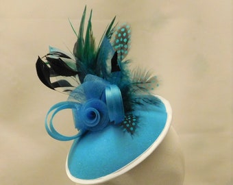 AZUL TURQUESA Sombrero fascinator # Blue Feather Hat fascinator Race hat Cocktail hat Señoras Ascot Wedding hat Blue hat Fascinator