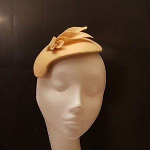 Fascinator Tan/Nude/Camel Felt fascinator # TAN FELT HAT fascinator  Hat fascinator,Wedding,Ascot,Cocktail,Church hat fascinator