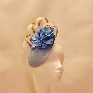 Vintage 4050s BLUE Fascinator Disc Hat fascinator Ascot,Wedding Mother of bride fascinator Blue hatinator large flower gold edge crin swirl
