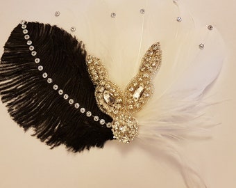 FEATHER FASCINATOR. 1920s Gatsby feather fascinator,Black and White Feather Headpiece, Sparkly Feather Hair Piece,Wedding Hair Accessory,