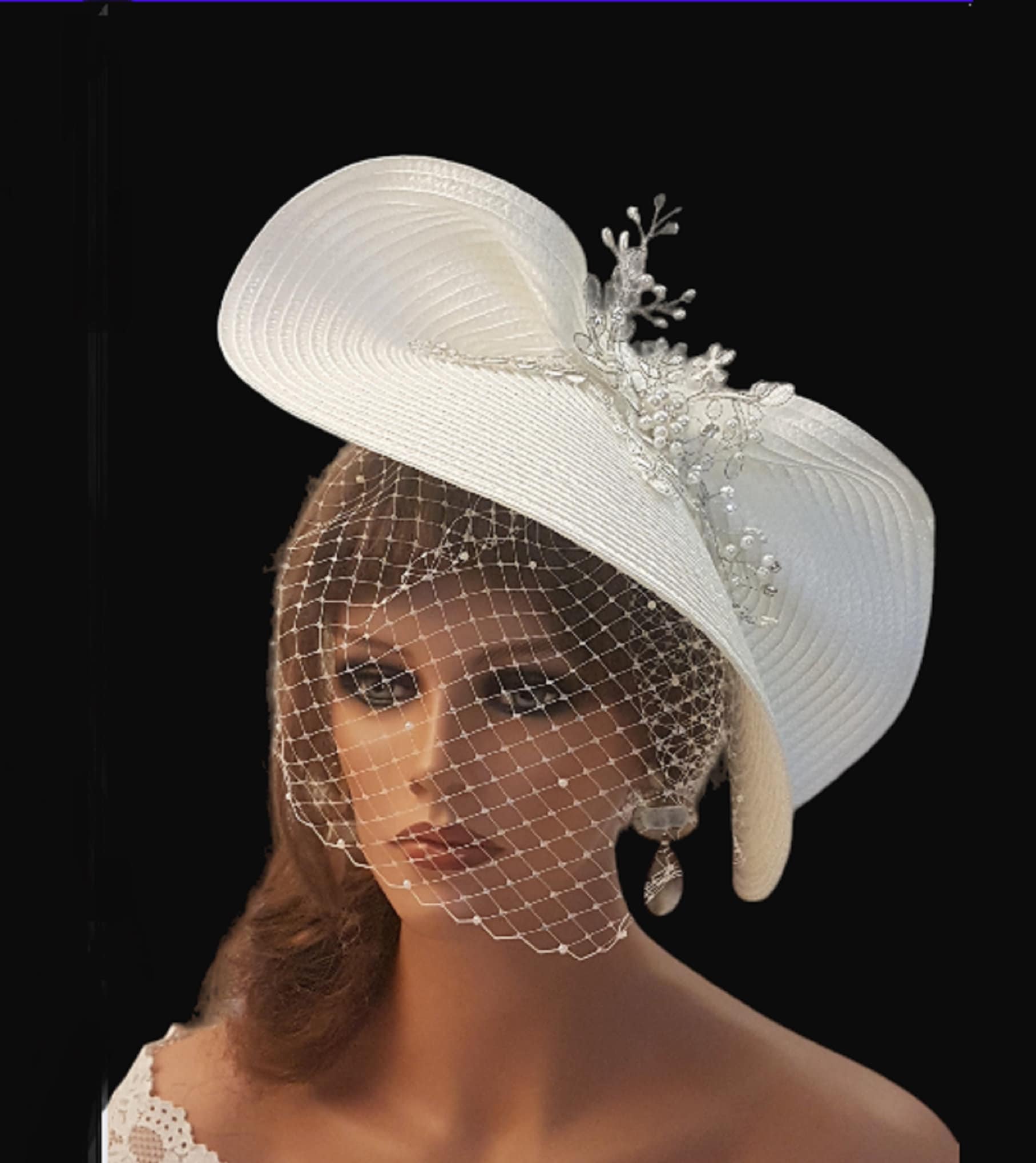 White Bridal Fascinator: Silver Lace Birdcage Veil Hatinator  display picture 1