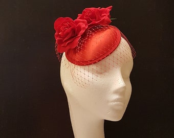 RED FASCINATOR, 40s 50s RED Hat fascinator #Red fascinator  Rose hat fascinator Race,Cocktail,Ladies day,Ascot hat Red Rose flower hatinator