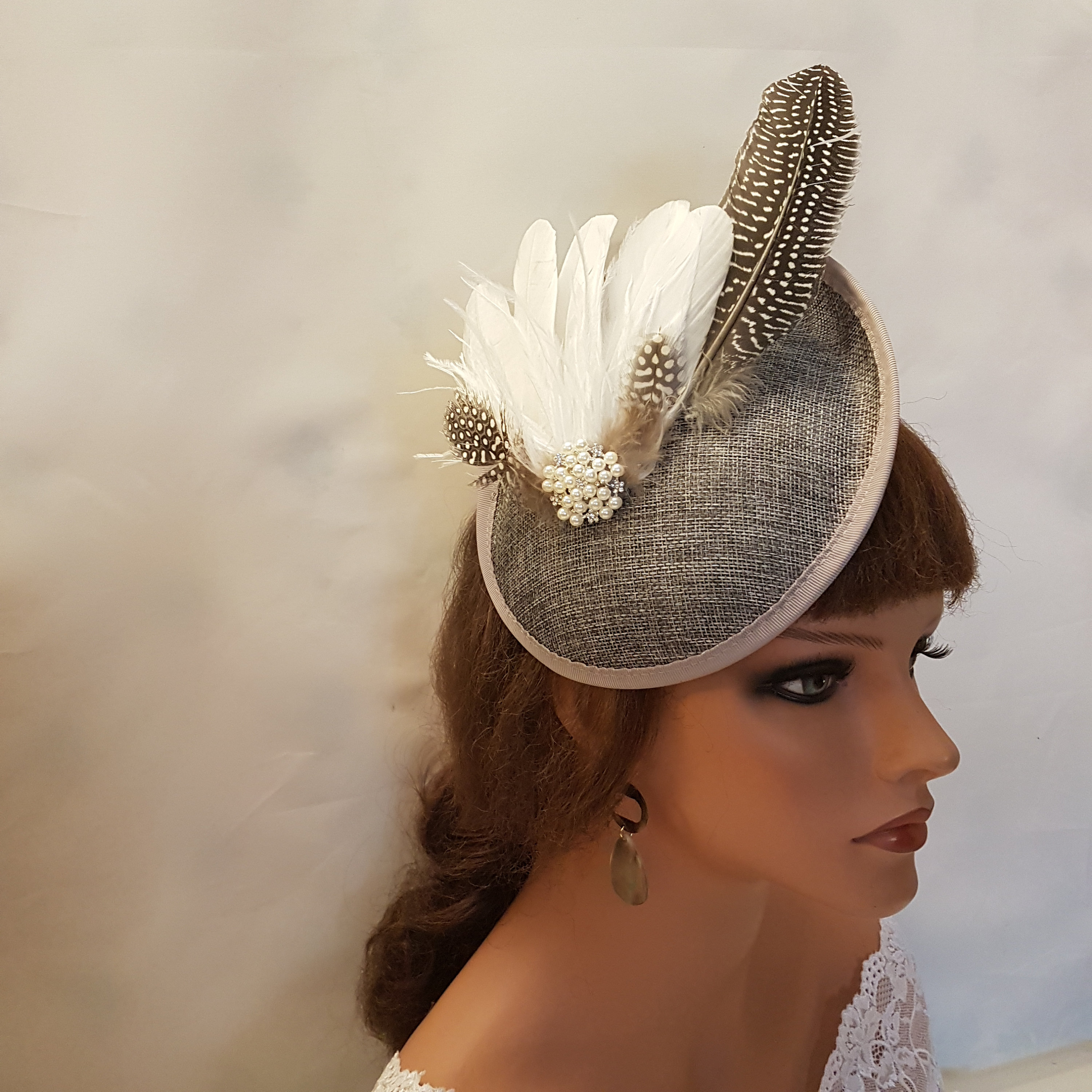 Dark Grey Feather Fascinator Hat: Vintage Wedding Ascot  display picture 2