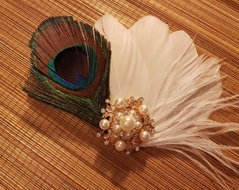 Bridal Hair Clip Bridal Feather Fascinator, Gold tone Feather Hair Piece, Wedding Hair Accessory, Bride feather fascinator, feather hairclip