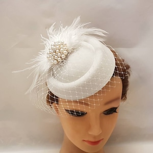 Bridal Birdcage Veil Fascinator: Feather Pillbox Hatinator