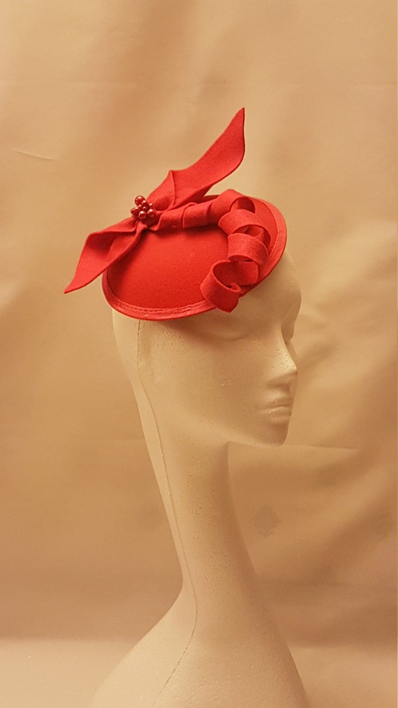 red hat fascinator