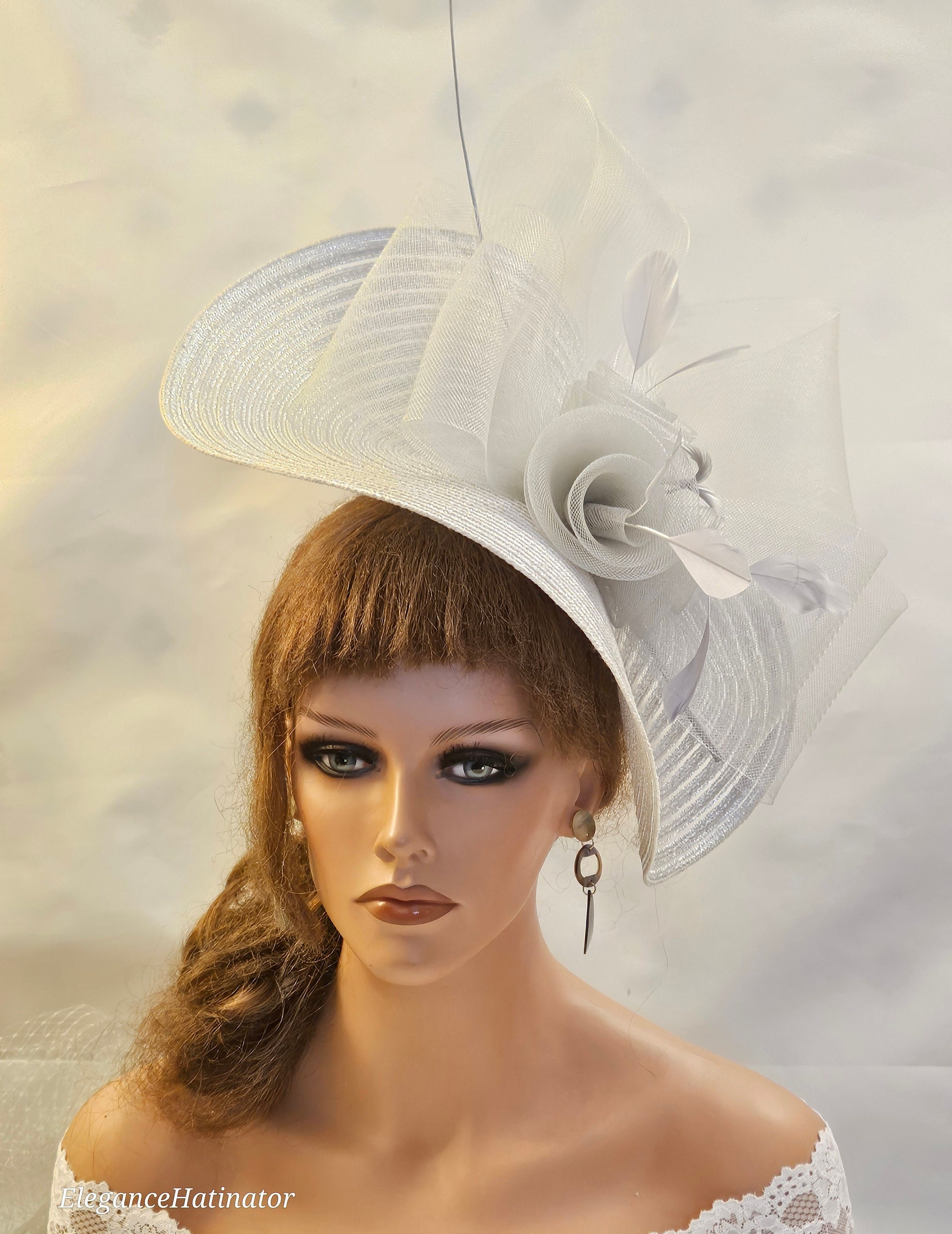 Nuovo Fascinator Rotondo Bianco E Nero Hatinator Con Fascia E Clip Matrimoni Gare, Ascot, Kentucky Derby, Melbourne Cup - Italia - Foto 3