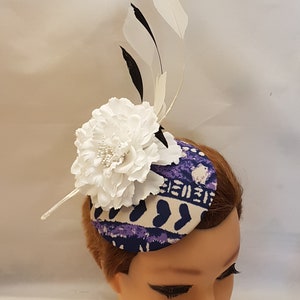 PURPLE PRINT Facinator with White & Black Feather Floral Fascinator Hat,Race,Ascot Hat Cocktail hat Wedding headpiece,Coctail, Tea party hat