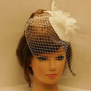 Birdcage veil Hat Fascinator, Bridal  Ivory fascinator Wedding Race, Ascot hat, ladies cocktail hat ,  Birdcage veil Hat Fascinator