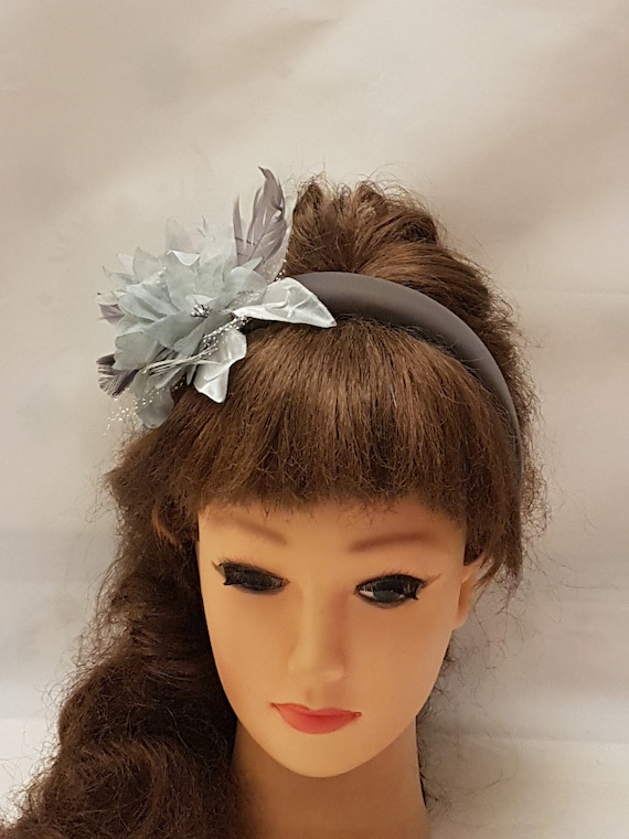 Gray Flower with Feather Headbands Grey Rose Flower Feather Pillbox Hat Hair Fascinator Wedding  main image 2