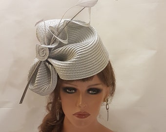 SILVER Grey Hat fascinator large saucer hatinator long Quil  Church Derby Royal Ascot,Race Wedding Party hat Mother of Bride/Groom Hatinator