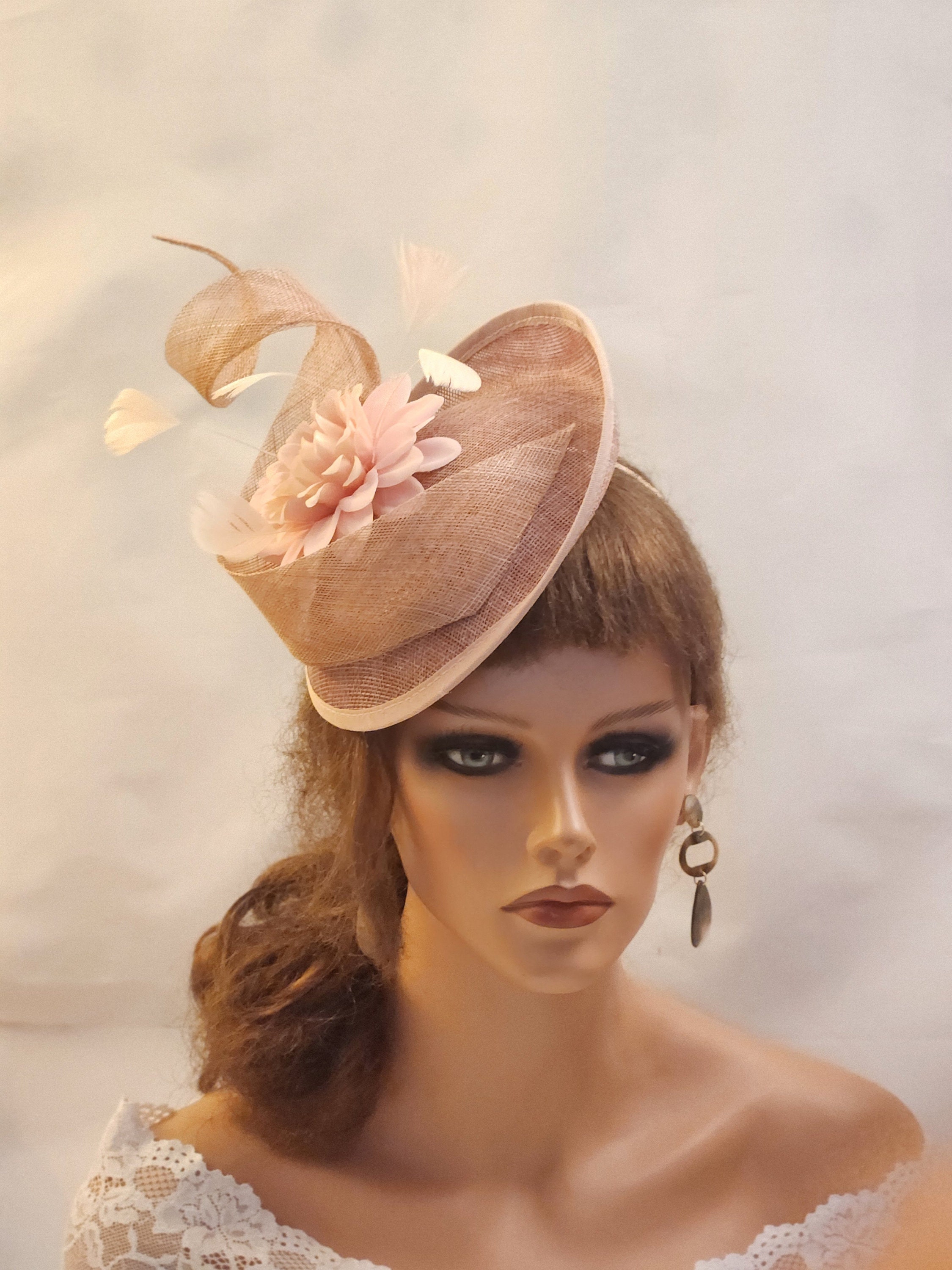 Vintage 50s Pink Velvet Fascinator Hat Veil Feather Cocktail Headpiece Shop Fascinator Hat - Retro Tea Party Fascinator | BABEYOND main image 3