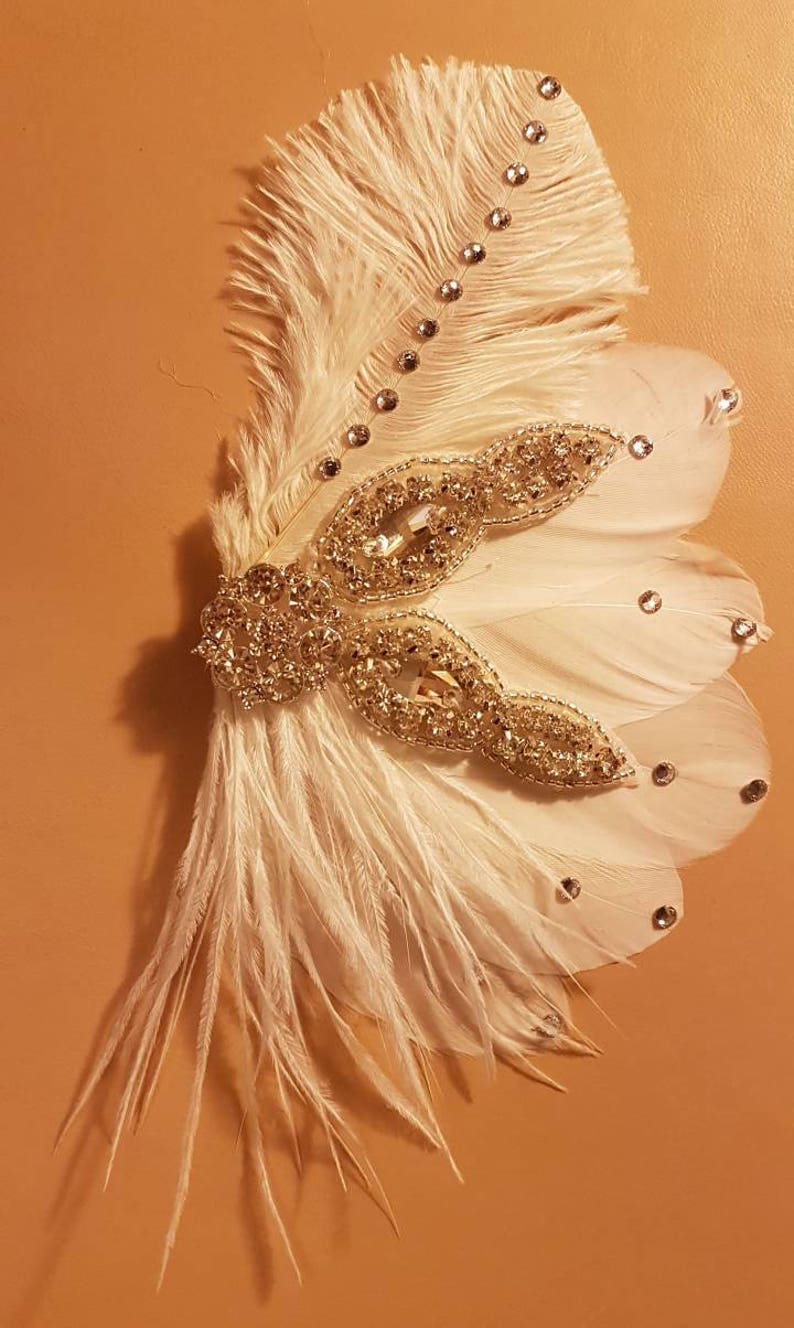 Bibi en plumes de mariée. Fascinateur de plumes Gatsby des années 1920, casque de plumes, morceau de cheveux en plumes scintillantes, accessoire de cheveux de mariage, fascinateur image 3