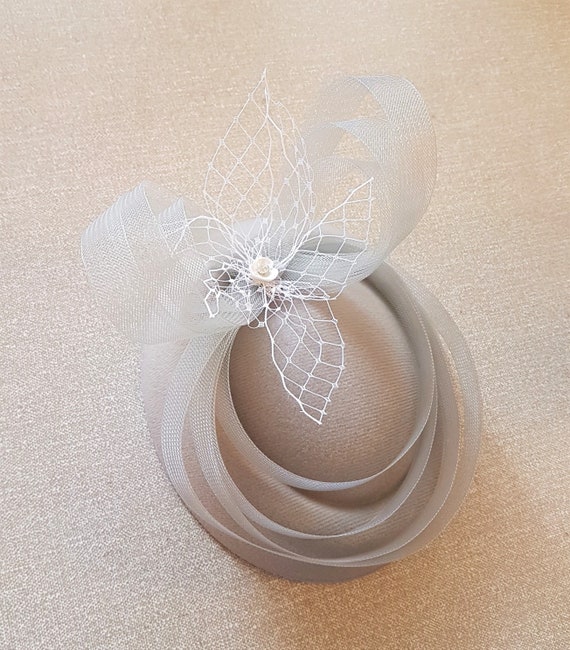 Silver Grey Fascinator Hat, Felt Pillbox, Crinoline Bow  display picture 1