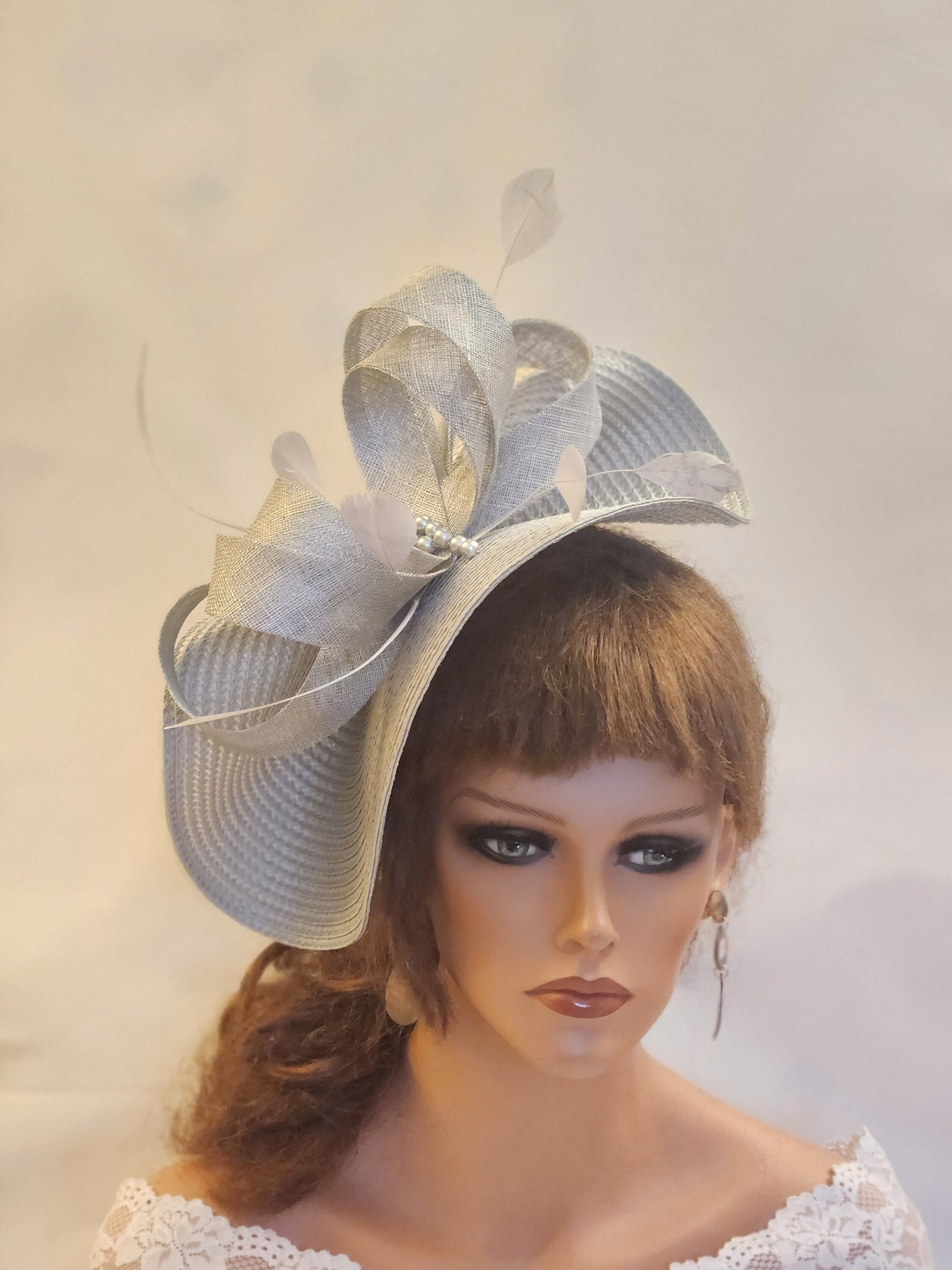Elegant Gray Feather-Embellished Hat Classic Single Black & White Hat Feather – Carl & Priscilla main image 2