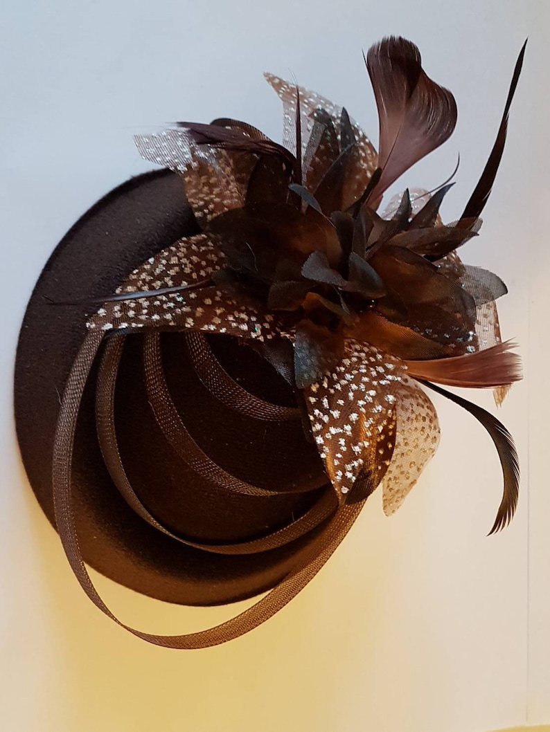 BROWN FASCINATOR, 40s 50s Brown Hat fascinator Brown Feather hat Race,Cocktail,Ladies day,Ascot hat Brown feather flower hat Fascinator image 3