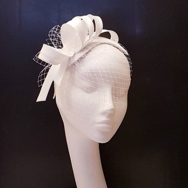 Brautschleier Hut Fascinator Brautschleier FASCINATOR Brautschleier Hut Fascinator Weiß, Ivory Asymmetrischer Brautschleier HUT Fascinator Brautschleier