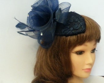 Hoed Fascinator jaren 1940-50 Hoed #NAVY BLUE Teardrop hoed Fascinator Bruiloft Cocktail hoed Prom hoed haarstukje Marine tovenaar hoofdband