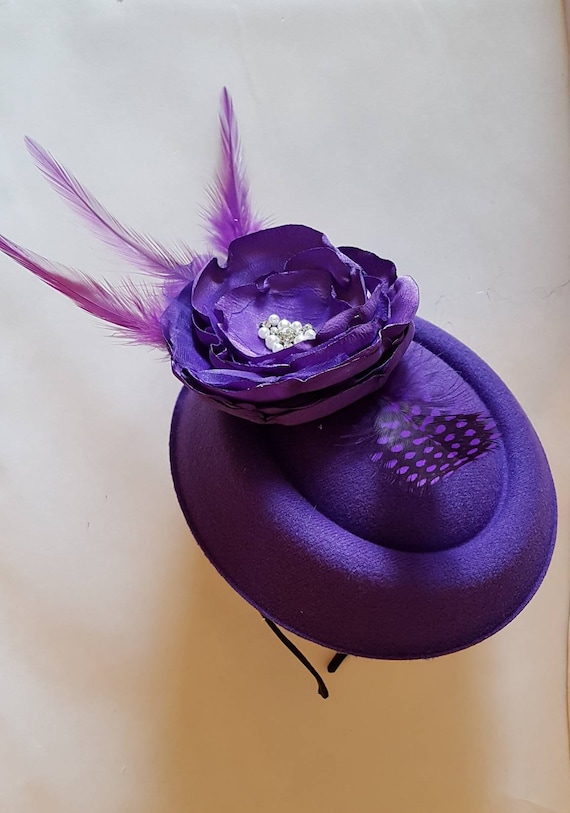 PURPLE HAT FASCINATOR. purple Hat. Wedding ladies Day Hat royal