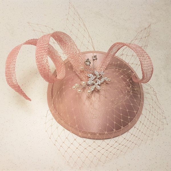 PINK FASCINATOR, Shade of Blush Pink ROSE  Hat fascinator # Sinamy Satin hat fascinator, Race,Cocktail,Ladies day,Ascot hat   French netting