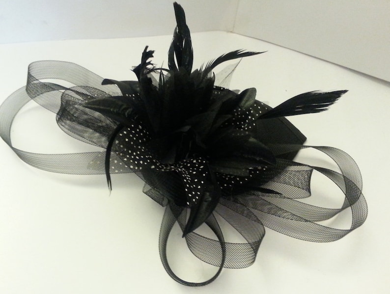 Vintage 1940s-50s Black Fascinator hat Black Tear drop hat fascinator Ascot flower feather Fascinator Ceremoney HAT ladies Cocktail