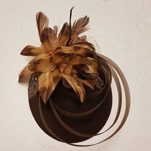 BROWN FASCINATOR, 40s 50s Brown Hat fascinator Brown Feather hat Race,Cocktail,Ladies day,Ascot hat Brown feather flower hat Fascinator image 6