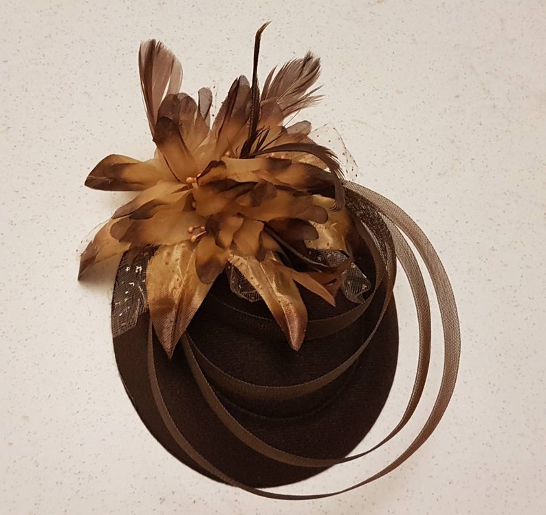 BROWN FASCINATOR, 40s 50s Brown Hat fascinator Brown Feather hat Race,Cocktail,Ladies day,Ascot hat Brown feather flower hat Fascinator image 6