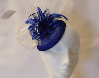 Pluma FASCINATOR, ROYAL BLUE & Silver Hat fascinator Wedding Church Hat, Cocktail Fascinator, Ascot Hat, Prom Ball Hat Fascinator