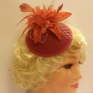 Hat, Vintage 40s 50s Hat, Terracotta /Rusty Hat, Feather fascinator,  Race Cocktail hat, Ascot Hat, Cocktail hat Rusty/Terracotta fascinator