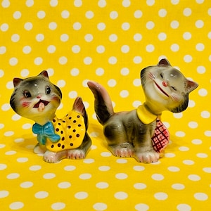 PY Napco Silly Kitty Cat Couple Salt and Pepper Shakers  from Japan circa 1950&#39;s