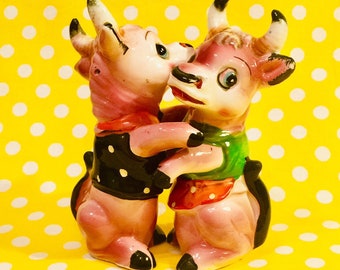 Artmark Anthropomorphic Paint Pinto Pony Horse Salt and Pepper Shakers made in Japan circa 1950s