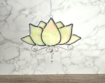 Iridescent Cream Lotus Flower Stained Glass Suncatcher, lotus stained glass, lotus flower decor, yoga lover gift, floral gift, spring garden