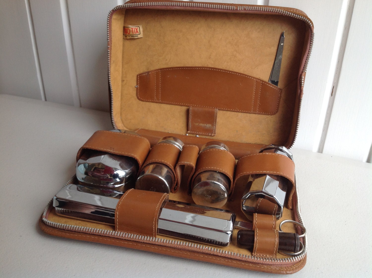 Vintage Mens Toiletry Set Chrome in Leather Case Etsy UK