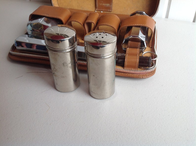 mens toiletry set