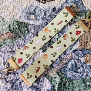 Mushroom Lanyard Strap, ~5&quot;