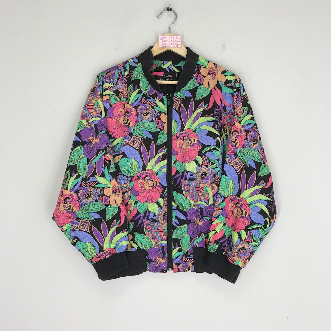 Pre-Fall 2016 Rhinestone Embellished Baroque Pattern Jacket