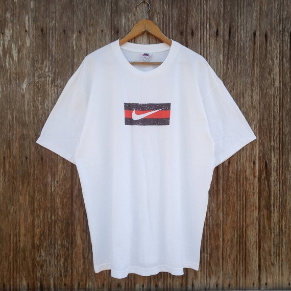 Vintage Nike Swoosh Sport Big Logo T 