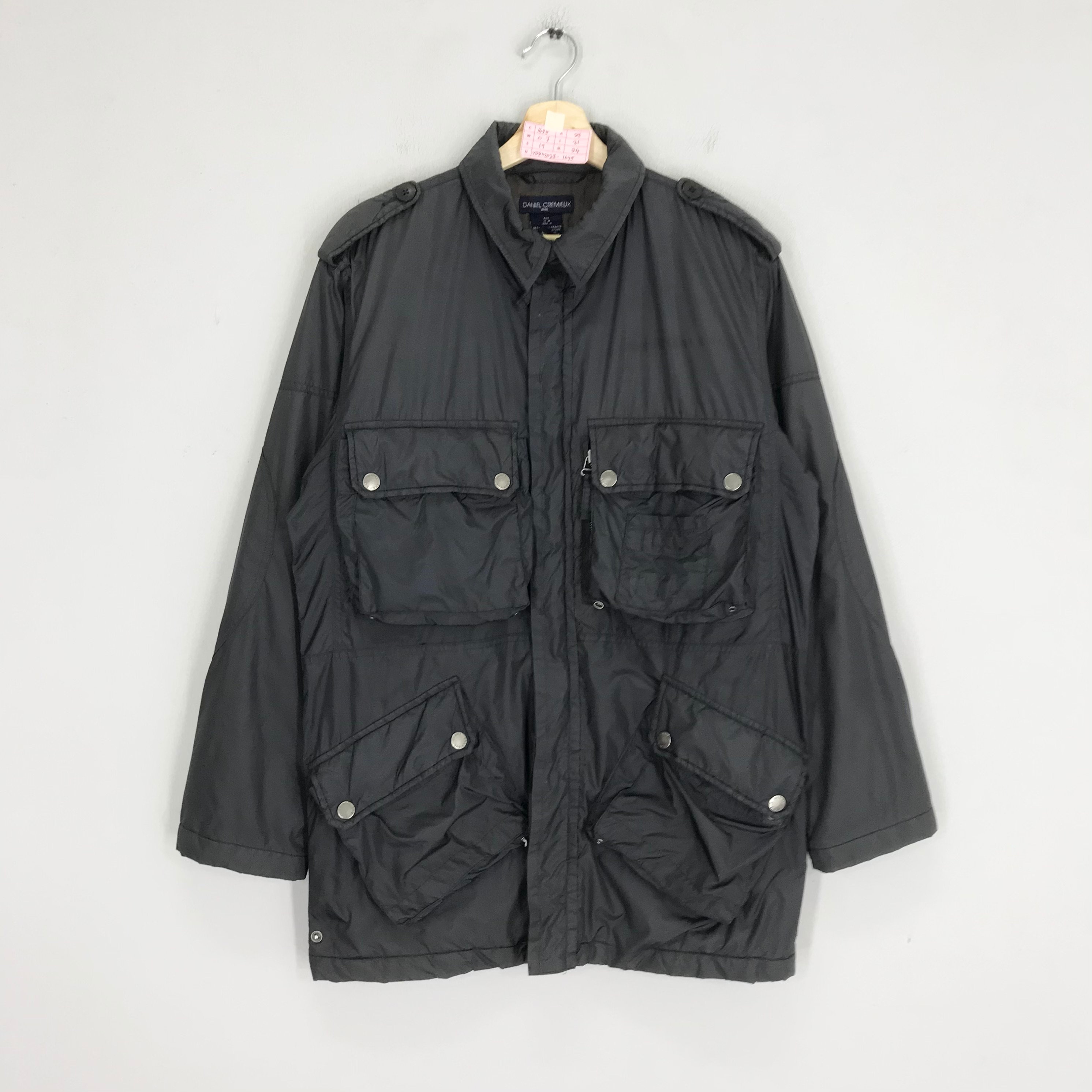 全信頼を寄せる Utility 90s Vintage Polyester Casual Medium Black Jacket ジャケット・アウター