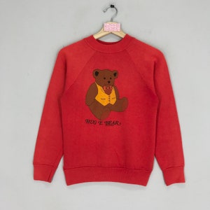 Vintage Hug E. Bear Sweatshirts Red Graphic Teddy Bear Hug Crewneck Cute Bear Pullover Jumper Bear Sweater Bear Printed Size XS