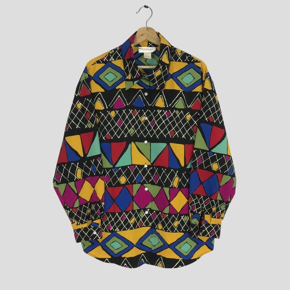 On adore la chemise graphique d'Elise Chalmin