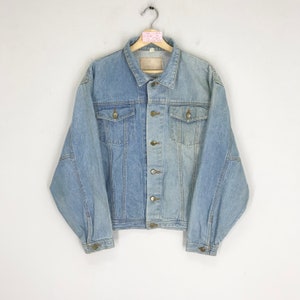 Vintage jaren 90 denim jeans truckerjack type 3 stijl denim vervaagde blauwe steen gewassen denim jack button-down denim jeans truckerjack maat M