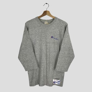 Vintage Champion Grey T shirt Xlarge Champion Script Logo Sportswear Crewneck Tshirt Outfit Champion Plaid Relaxing T shirt Size XL