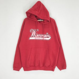 Vintage 90s University Of Wisconsin Badgers Sweater Wisconsin Badgers Hoodie Wisconsin Badgers Spell Out Big Logo Sweater Pullover Size L